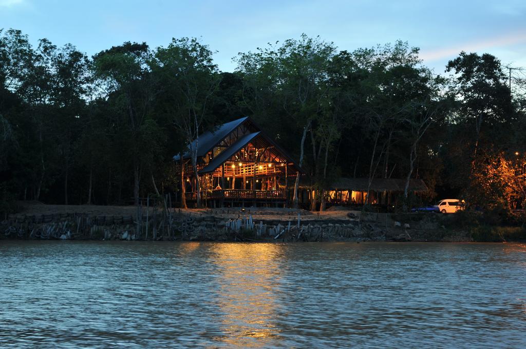 Borneo Natural Sukau Bilit Resort Eksteriør billede